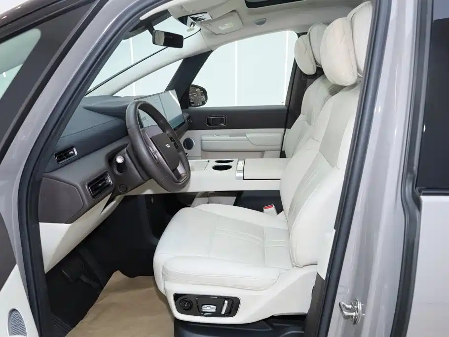 Li Auto Li MEGA — миниатюра 18