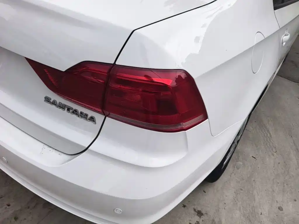 Volkswagen Santana — миниатюра 8