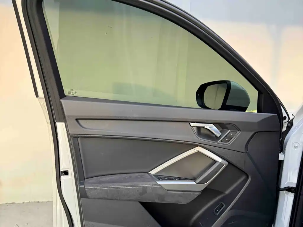 Audi Q3 — миниатюра 29
