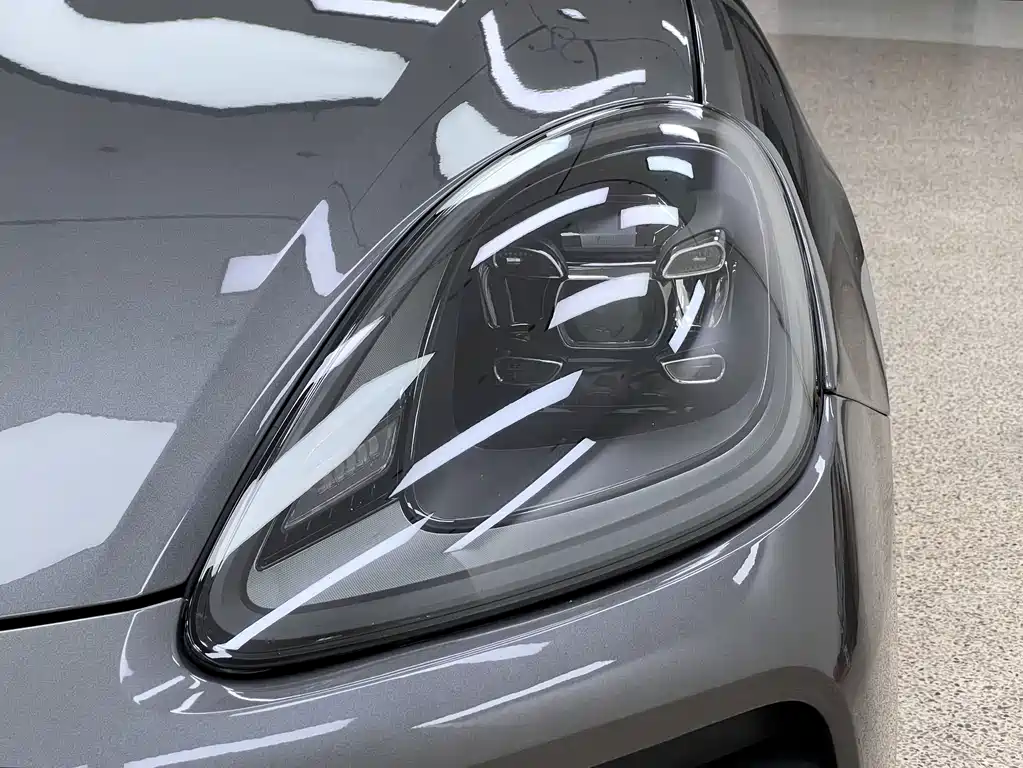 Porsche Cayenne — миниатюра 40