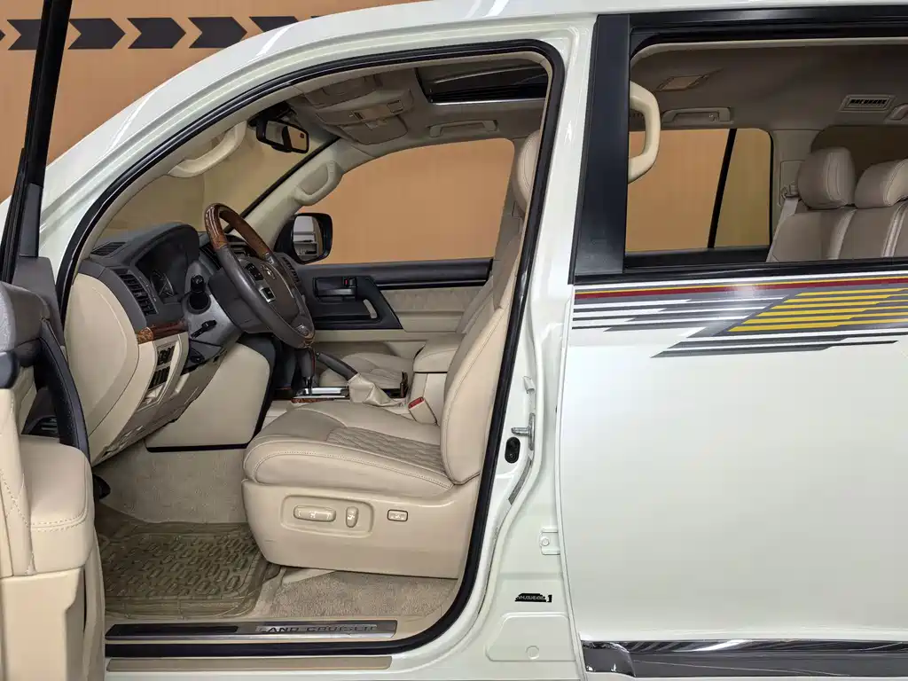 Toyota Land Cruiser — миниатюра 7