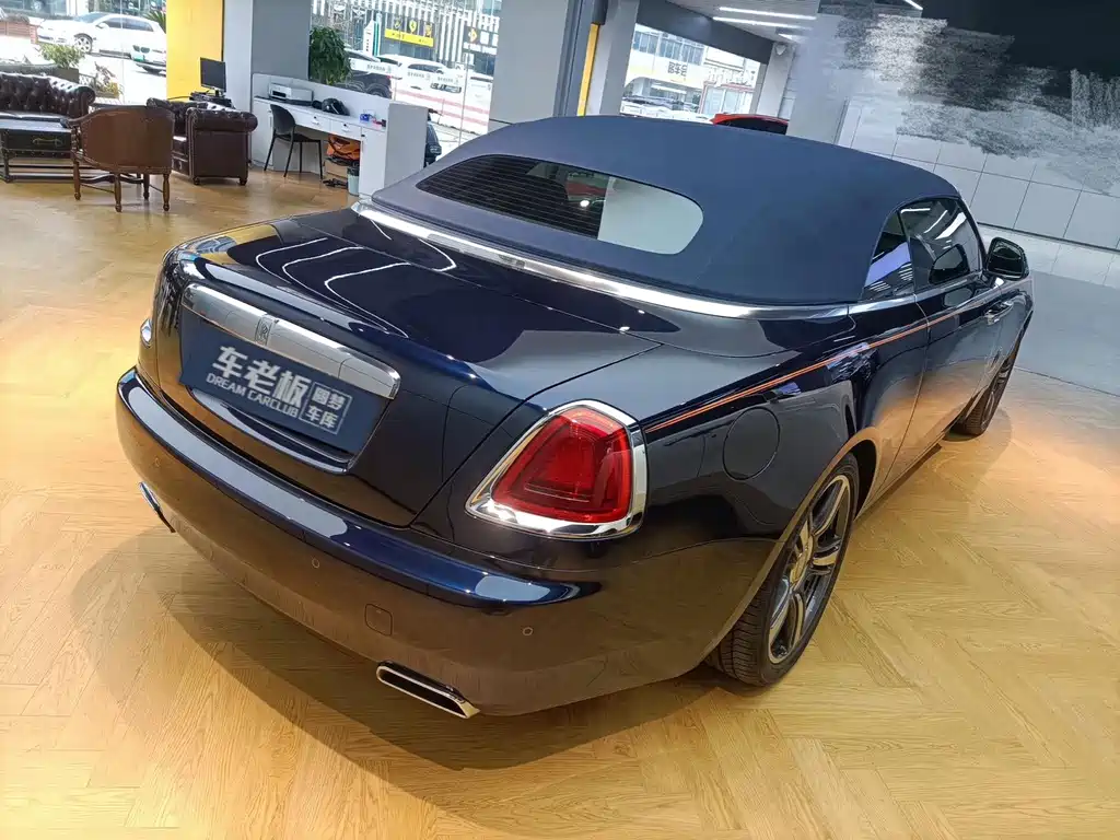 Rolls-Royce Dawn — миниатюра 3