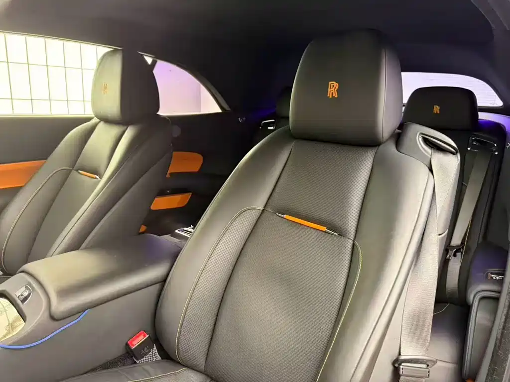 Rolls-Royce Dawn — миниатюра 6