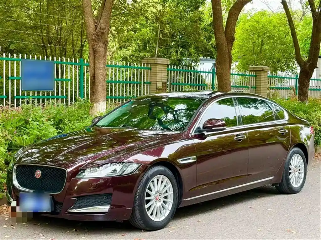 Jaguar XFL 2017