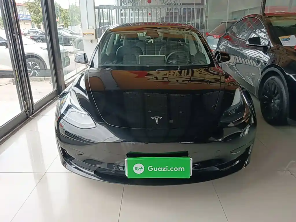 Tesla Model 3 — фотографии объявления, Фото 4