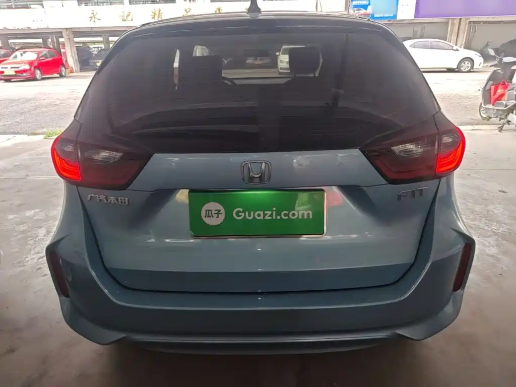 Honda Fit — миниатюра 6