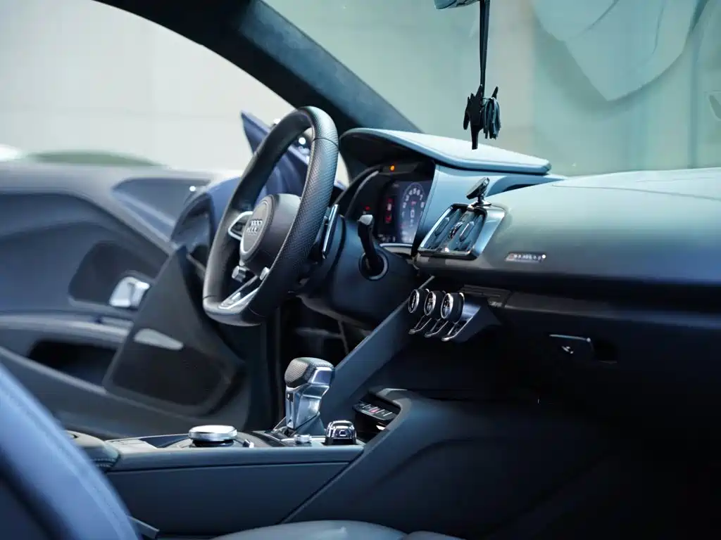 Audi R8 — миниатюра 28