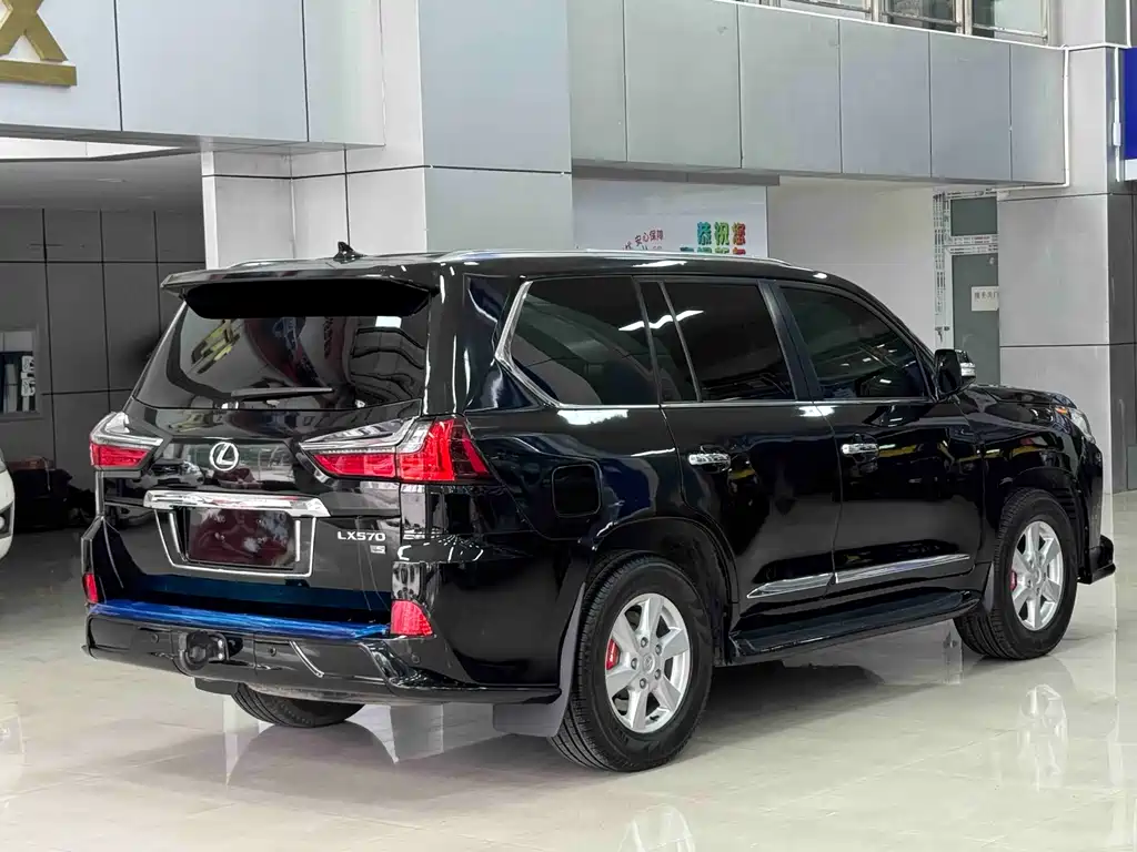 Lexus LX — фотографии объявления, Фото 11