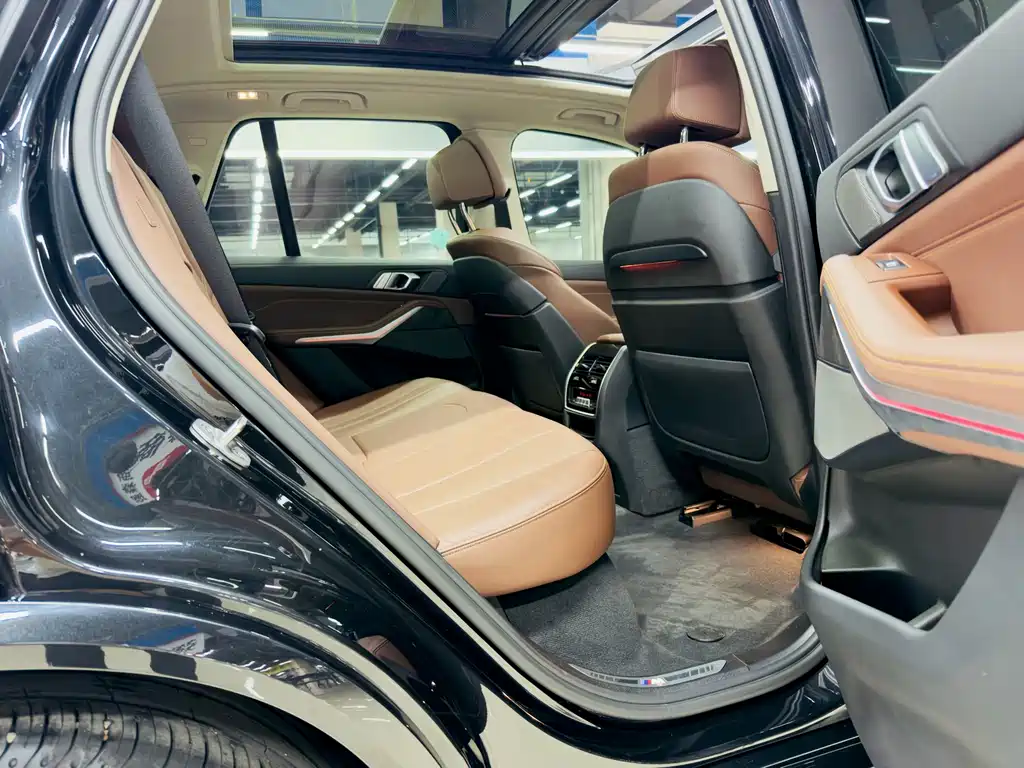 BMW X5 (Import) — миниатюра 12