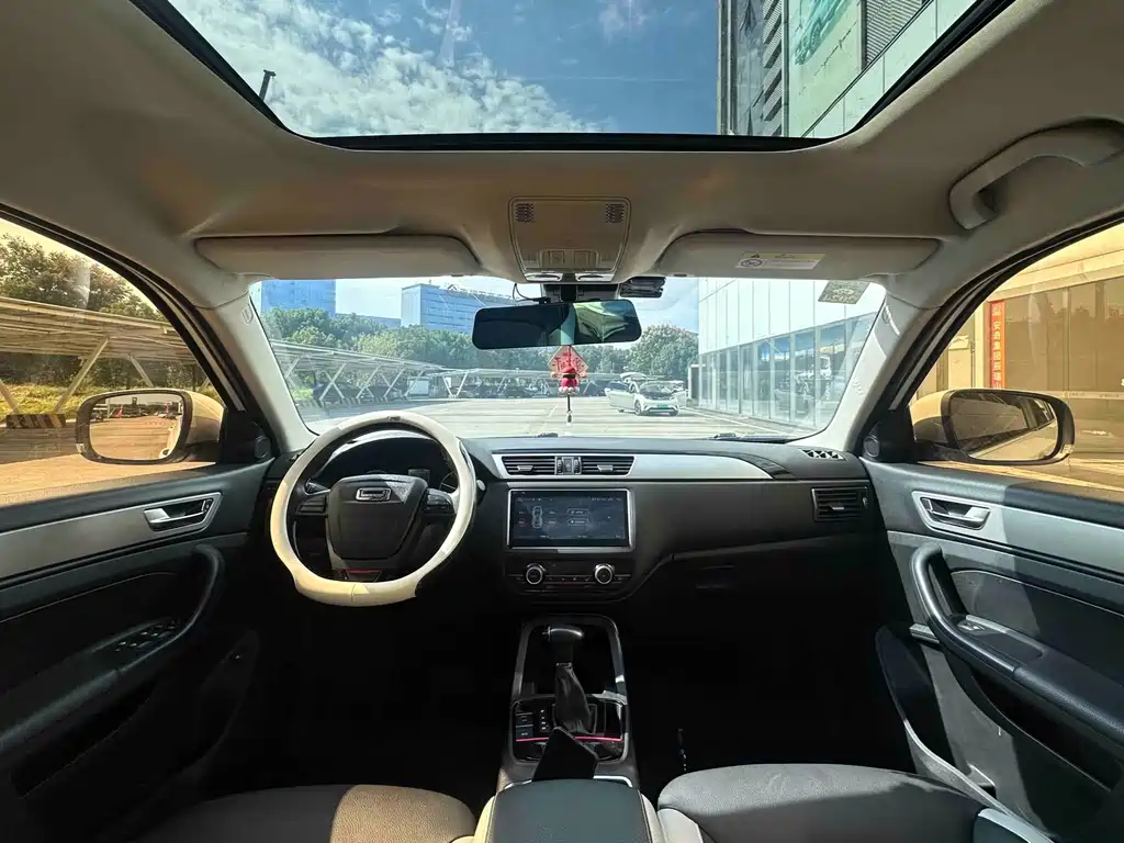 Qoros Qoros 5 — миниатюра 13