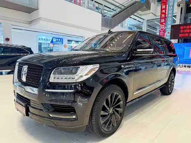 LINCOLN NAVIGATOR 2021