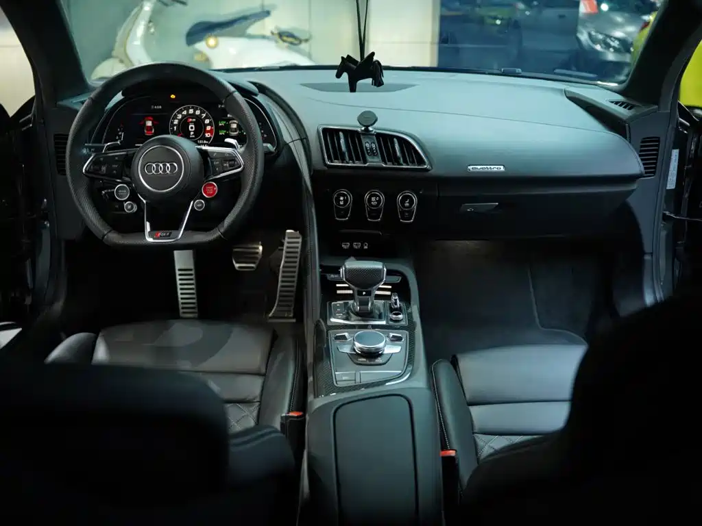 Audi R8 — миниатюра 37
