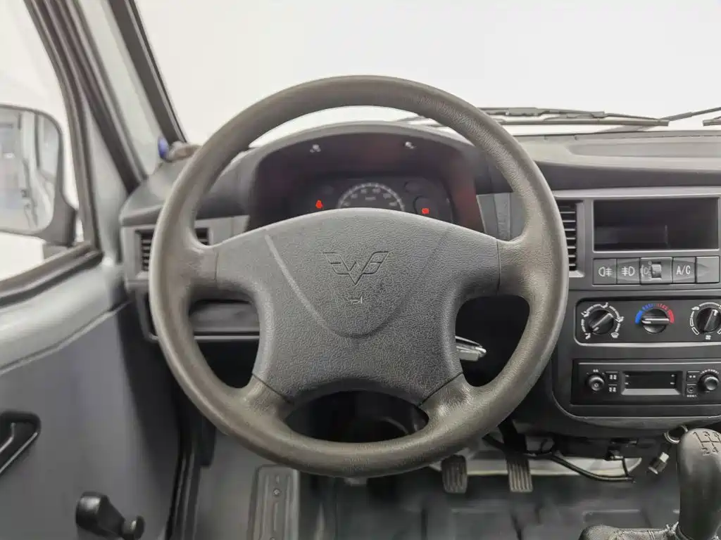 Wuling Zhiguang — миниатюра 11