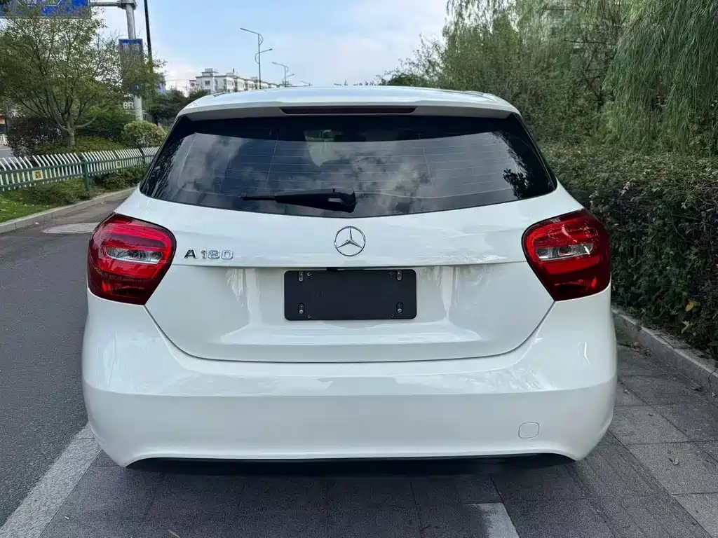 Mercedes-Benz A-Class (Import) — миниатюра 9