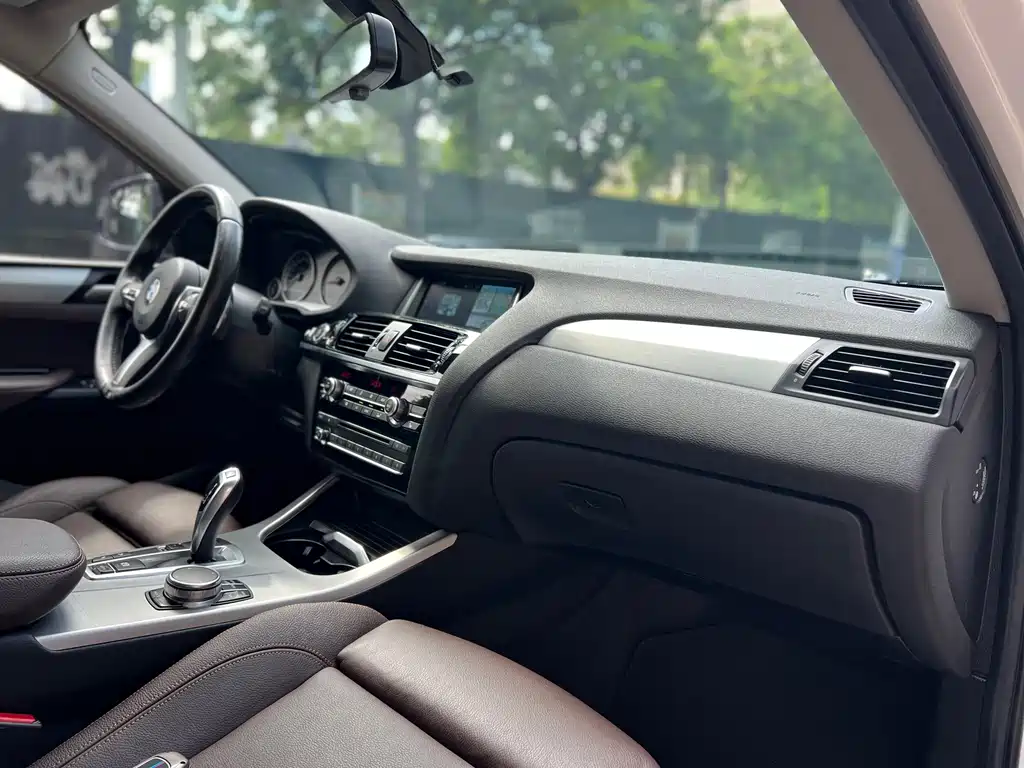 BMW X4 — миниатюра 16