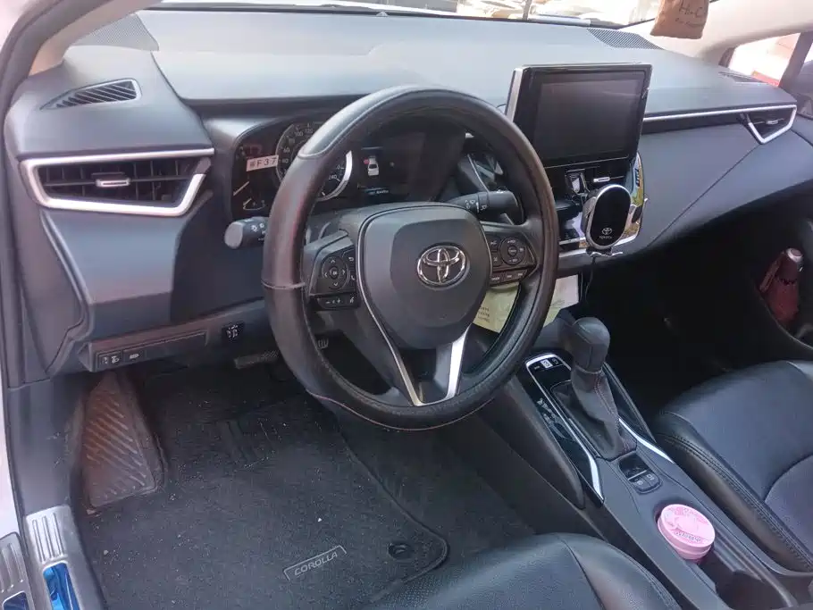 Toyota Corolla — миниатюра 12