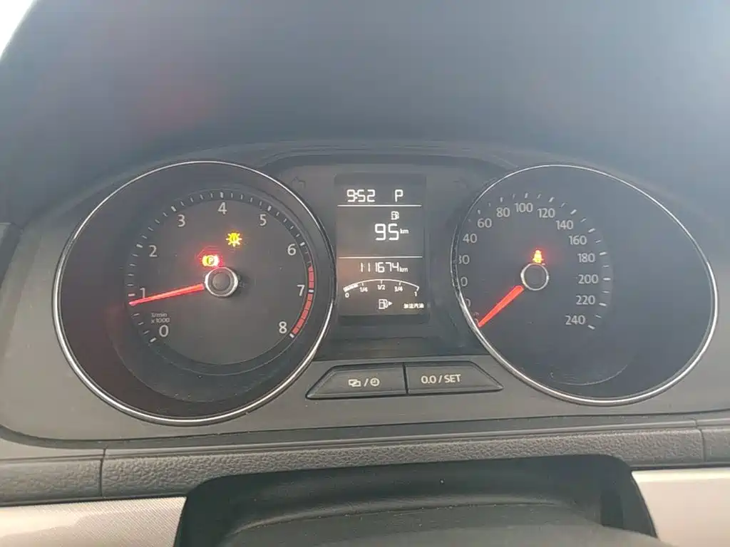 Volkswagen Lavida — миниатюра 12