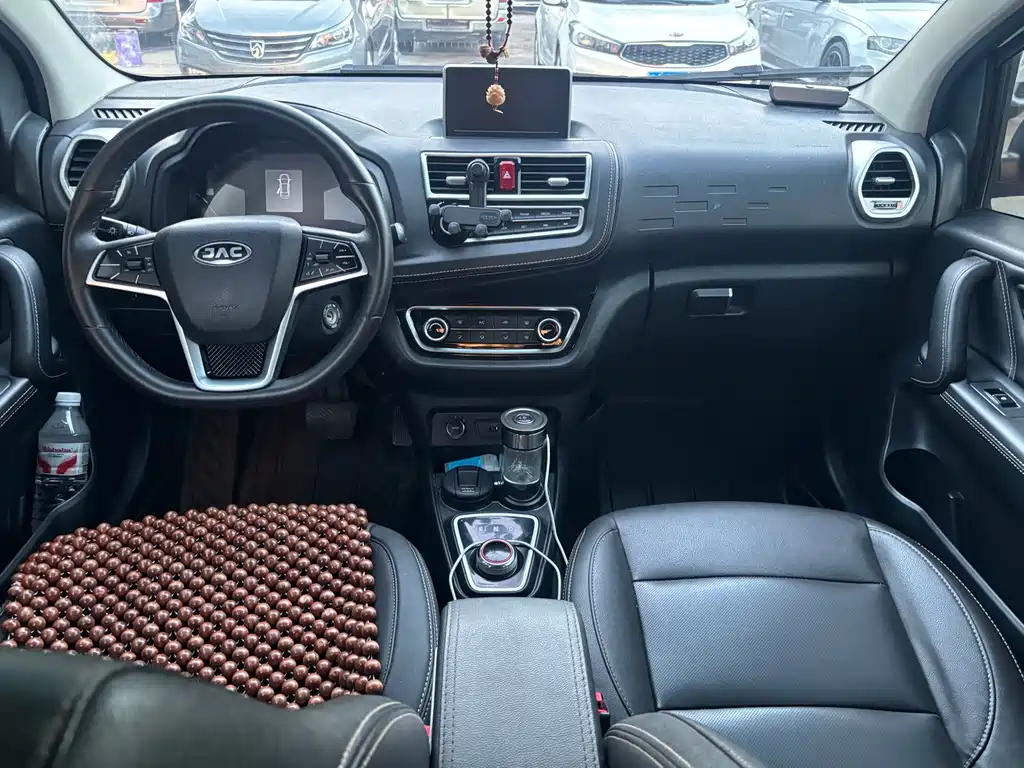 JAC JAC iEV6E — миниатюра 7