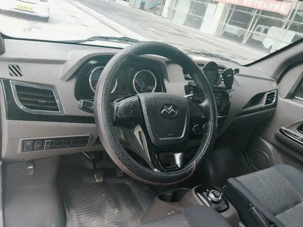 Geely Shuailing — миниатюра 4