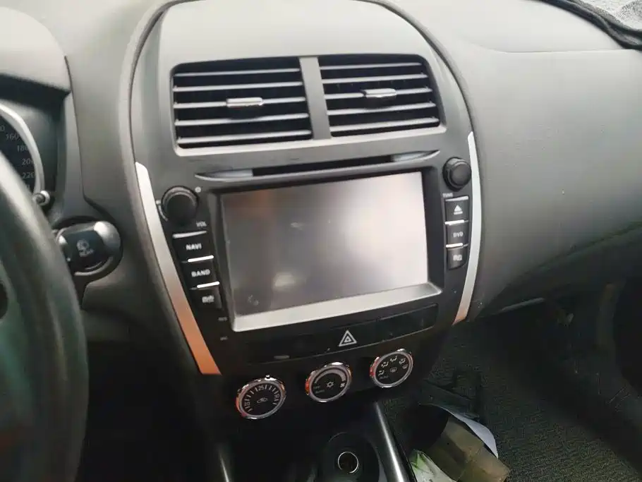 Mitsubishi ASX — миниатюра 13