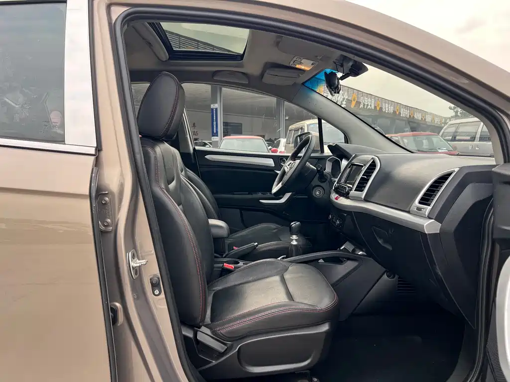 JAC S3 2016 1.5L MT Luxury Premium