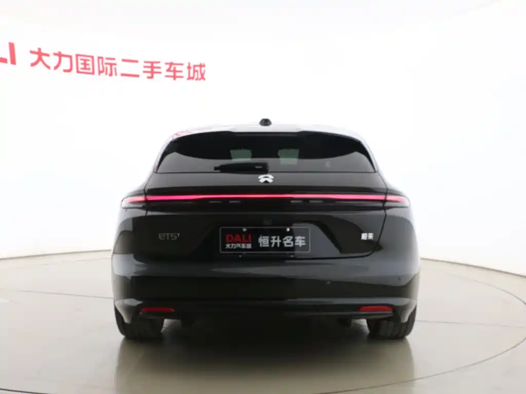 NIO NIO ET5T