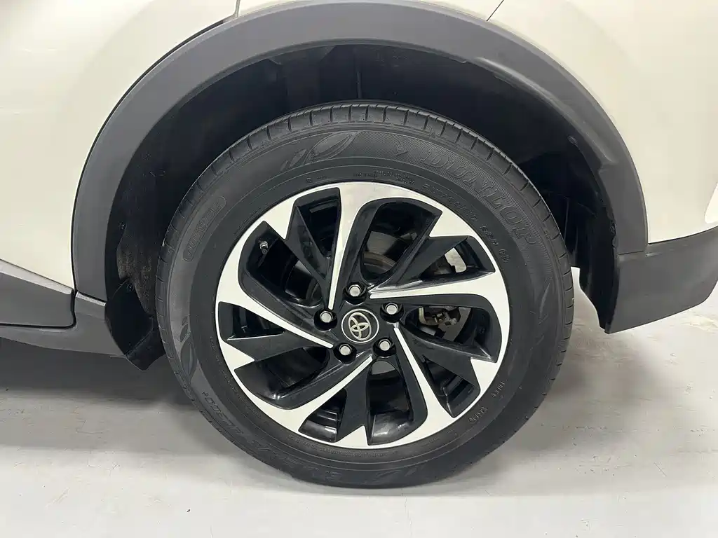 Toyota IZOA — миниатюра 17