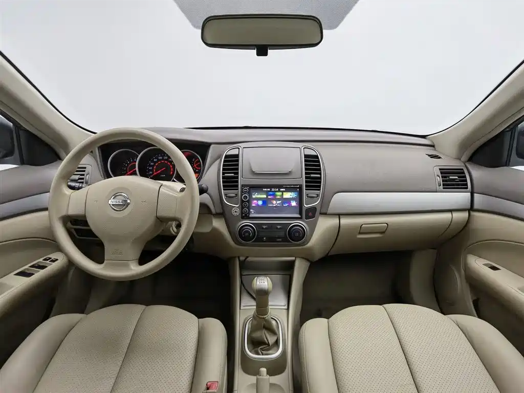 Nissan Sylphy 2012 1.6XL MT Luxury