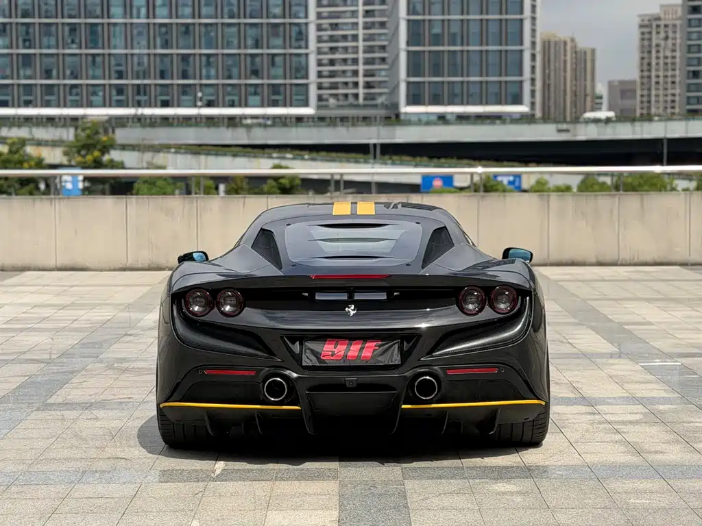 Ferrari F8 — миниатюра 4