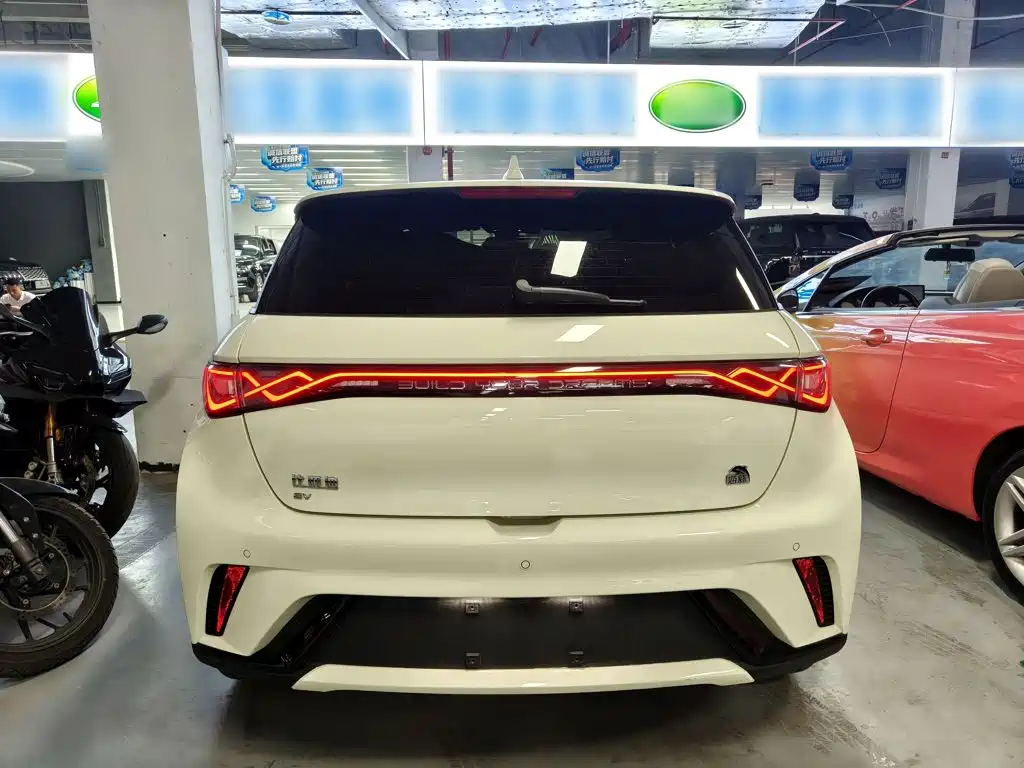 BYD Dolphin — миниатюра 6