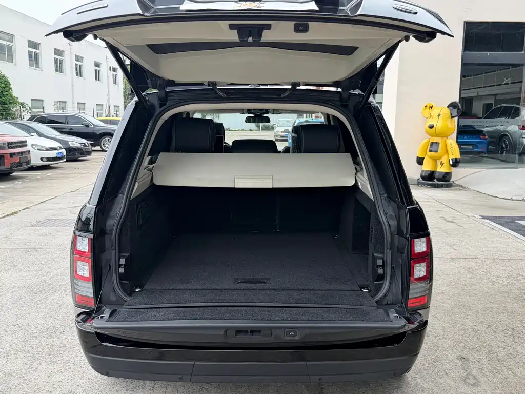 Land Rover Range Rover — миниатюра 16