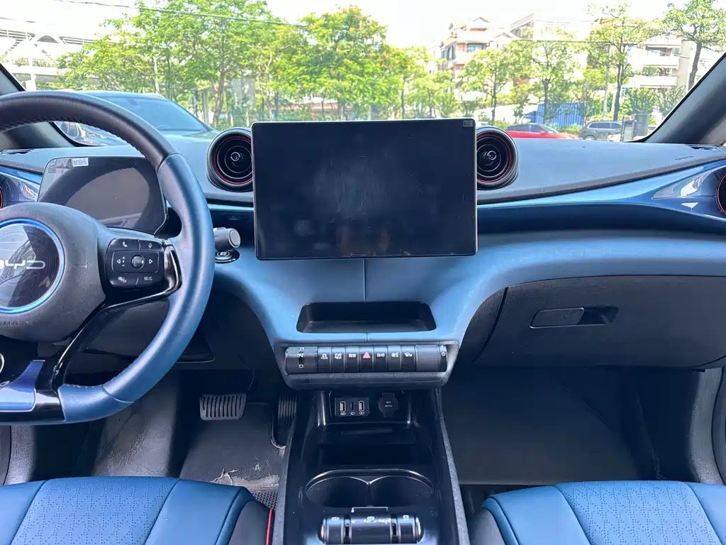 BYD Dolphin — миниатюра 17