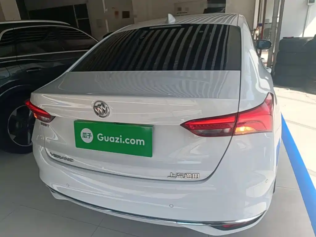 Buick Verano — миниатюра 6