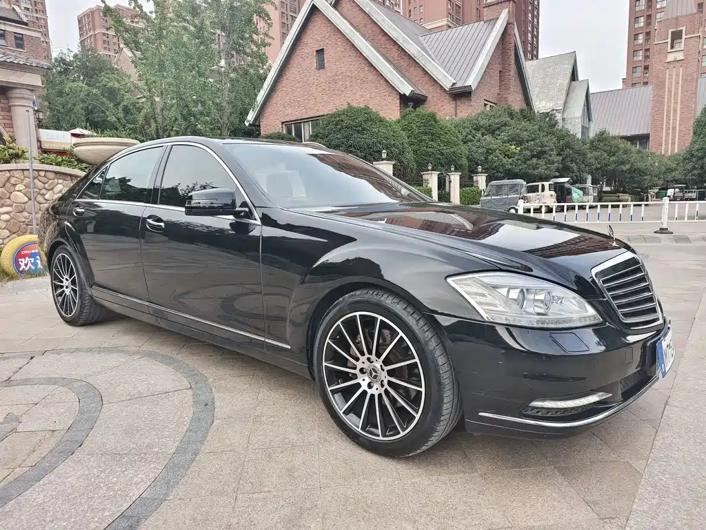Mercedes-Benz S-Class — миниатюра 3