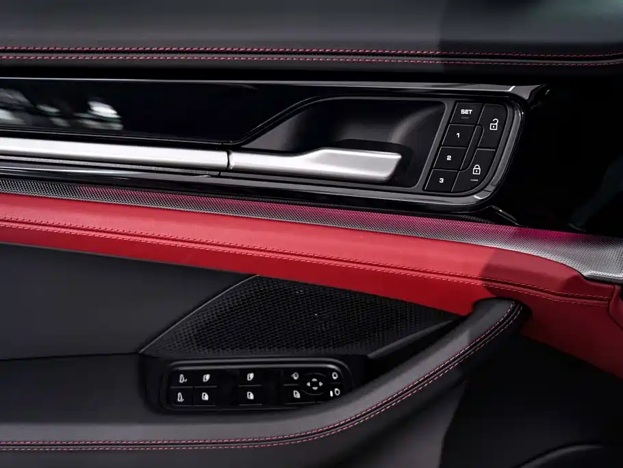 Porsche Panamera — миниатюра 27