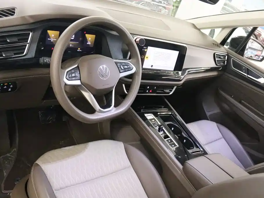 Volkswagen Viloran 330TSI Business Edition, фото 9