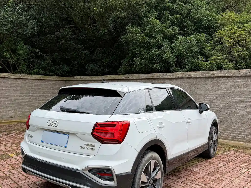 Audi Q2L — миниатюра 4