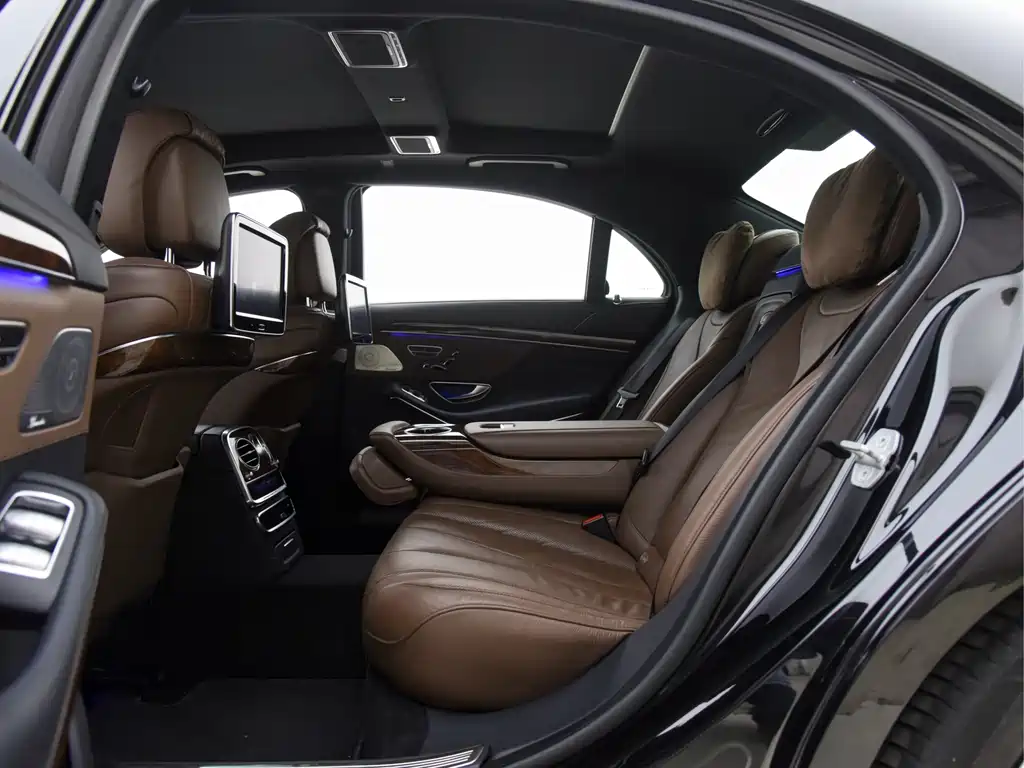 Mercedes-Benz S-Class — миниатюра 13