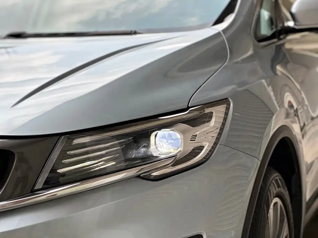 Geely Jia Ji New Energy — миниатюра 7