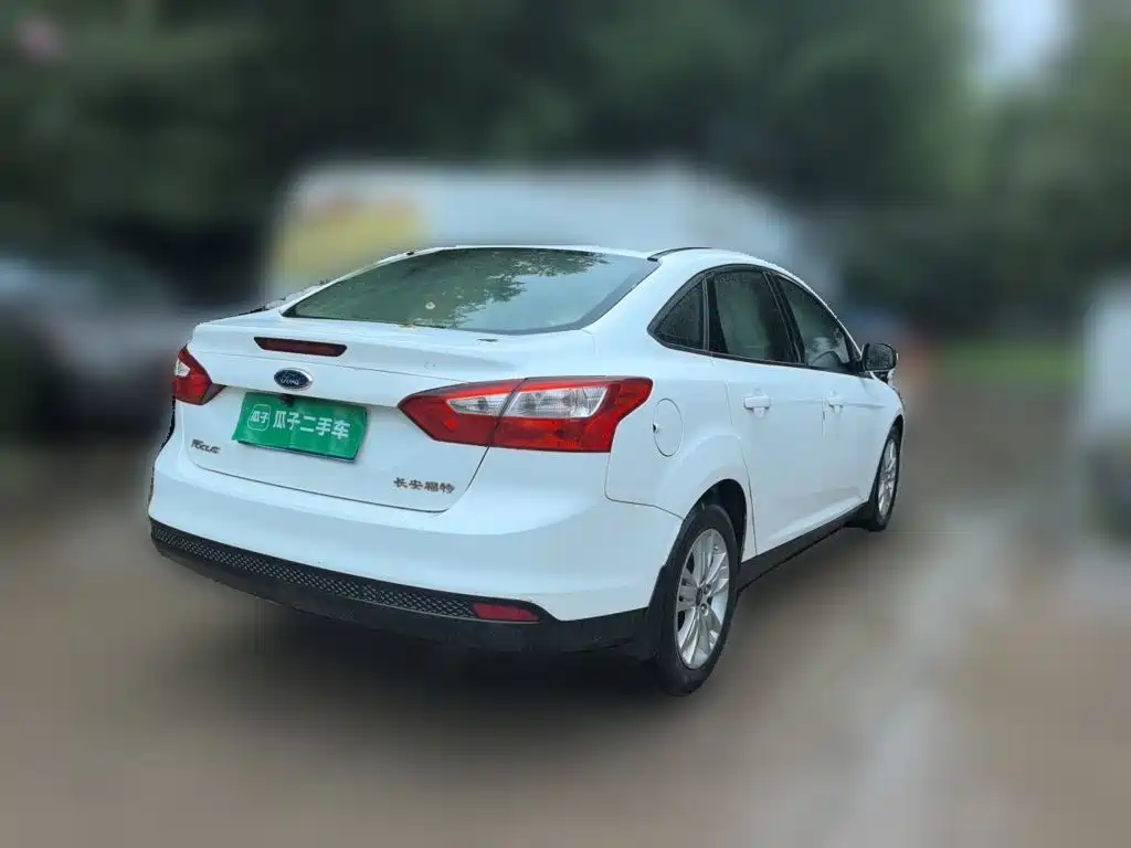 Ford Focus — миниатюра 4
