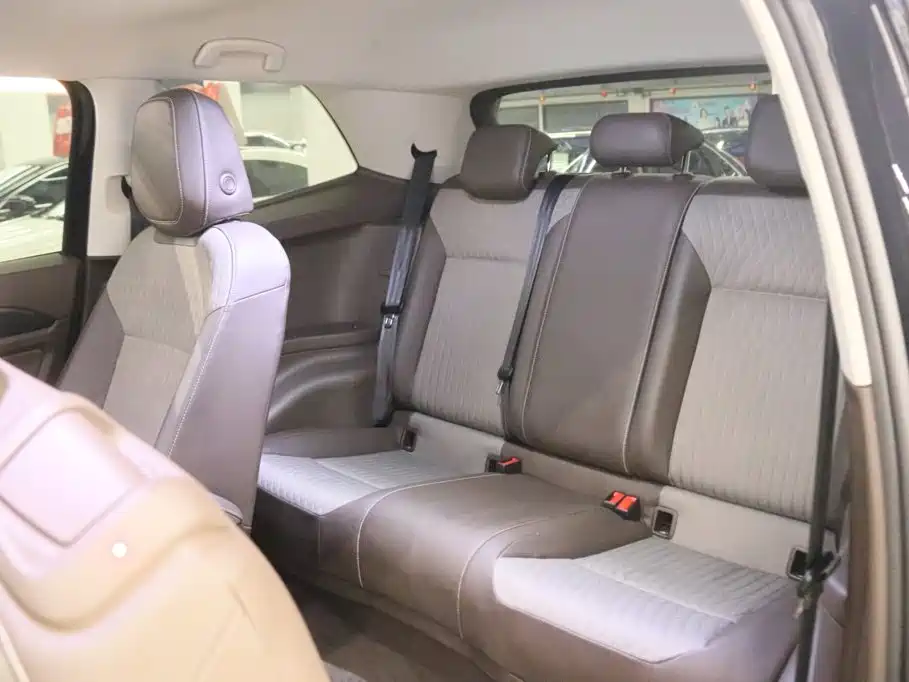Volkswagen Viloran 330TSI Business Edition, фото 16
