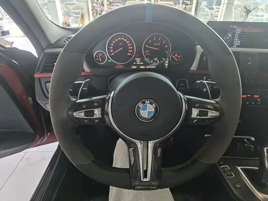BMW 3 Series — миниатюра 9