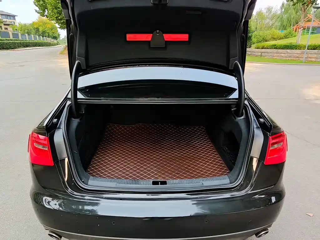 Audi A6L — миниатюра 16