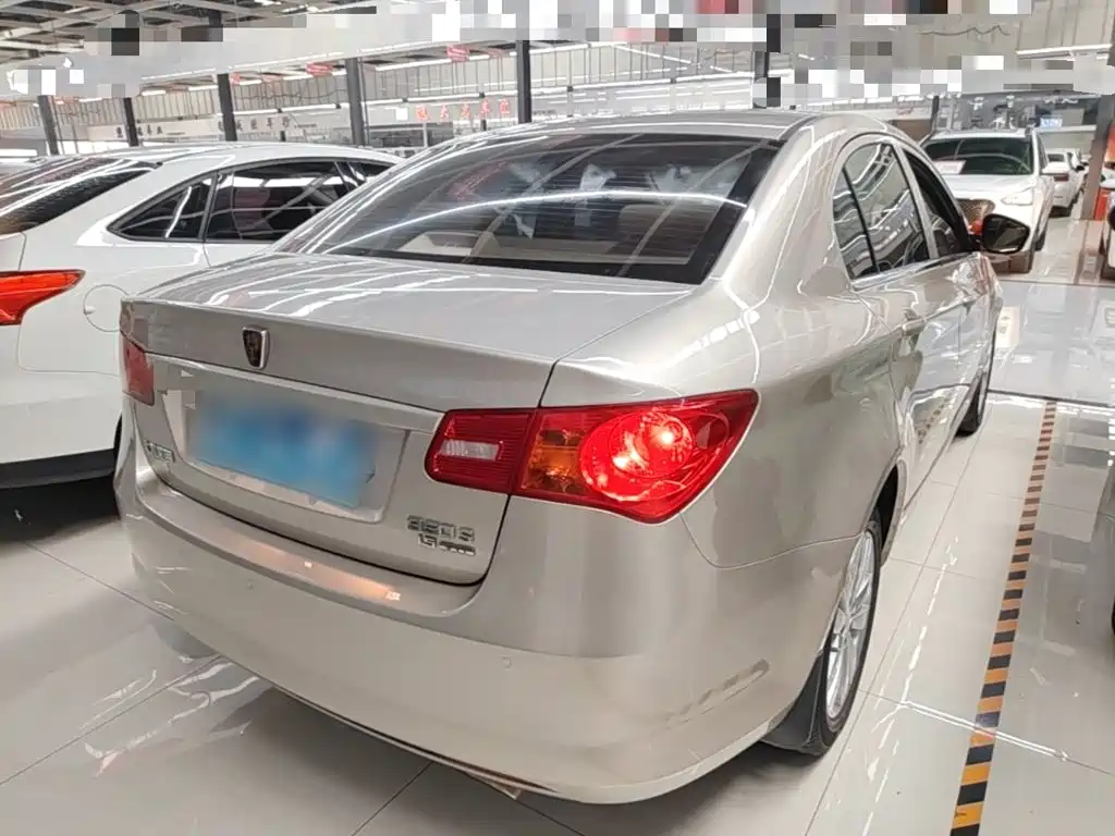 Roewe 350 — миниатюра 7