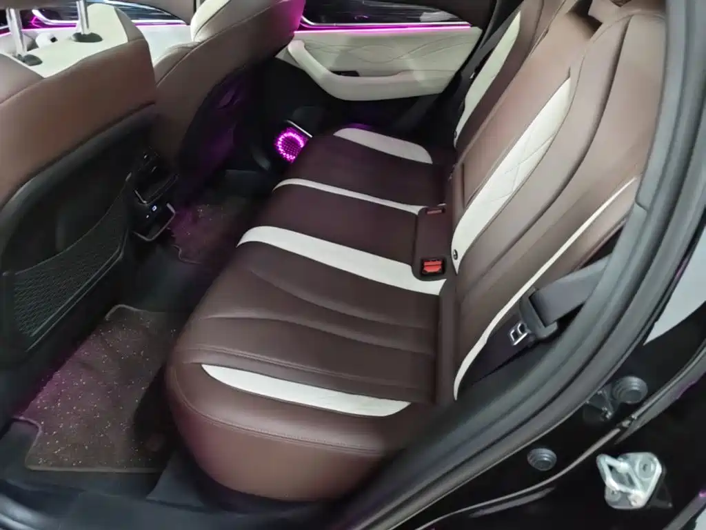 Geely Xingyue L — миниатюра 17