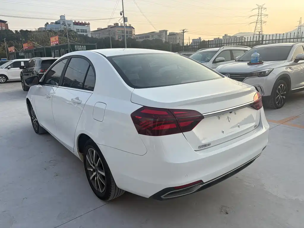 GEELY AUTOMOBILE EMGRAND