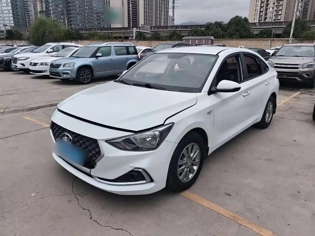 Hyundai Elantra — миниатюра 2