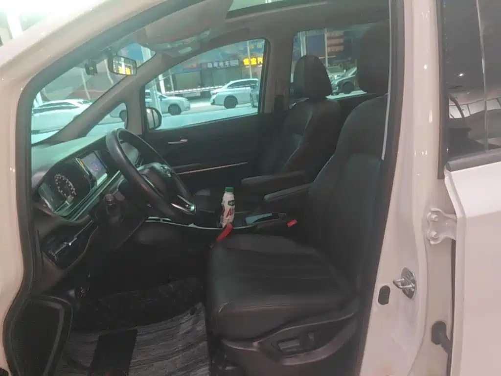 GAC Motor Trumpchi M6 — миниатюра 15