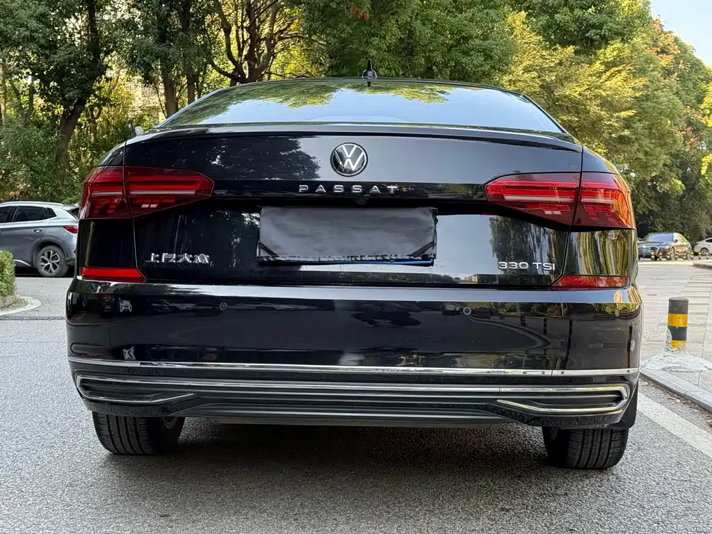 Volkswagen Passat — миниатюра 7