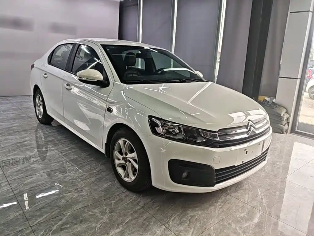 Citroen Elysee — миниатюра 4